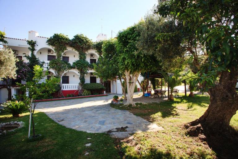 Castello Apartments and Studios Plakias