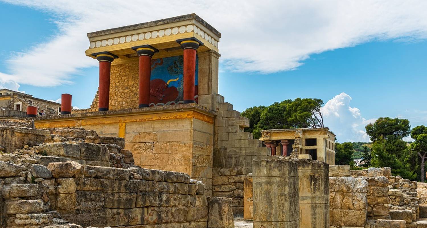 Knossos Archaeological Site is 5 km from Heraklion town, Crete