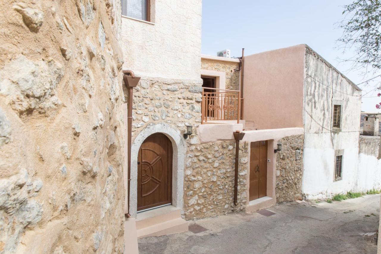 Nivritos Traditional Homes