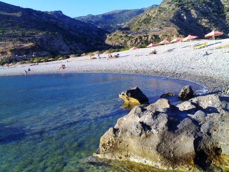 The beach at Palaiochora (image by RGFotos)