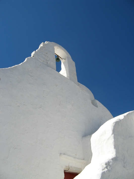 This is 'light madness' - white on white buildings with the magic blue of the Med in the background!