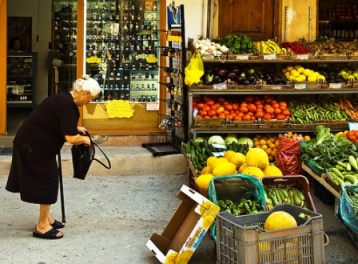 Fresh food markets (image by Wolfgang Staudt)