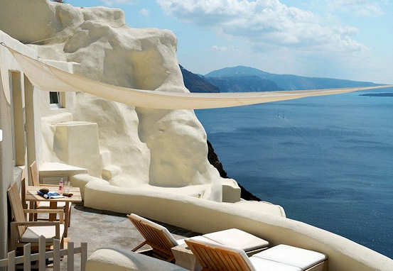 Mystique Resort in Oia, Santorini; art in architecture