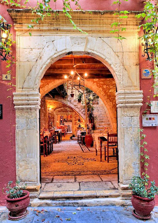 The entrance to Veneto Restaurant in Rethymnon Crete