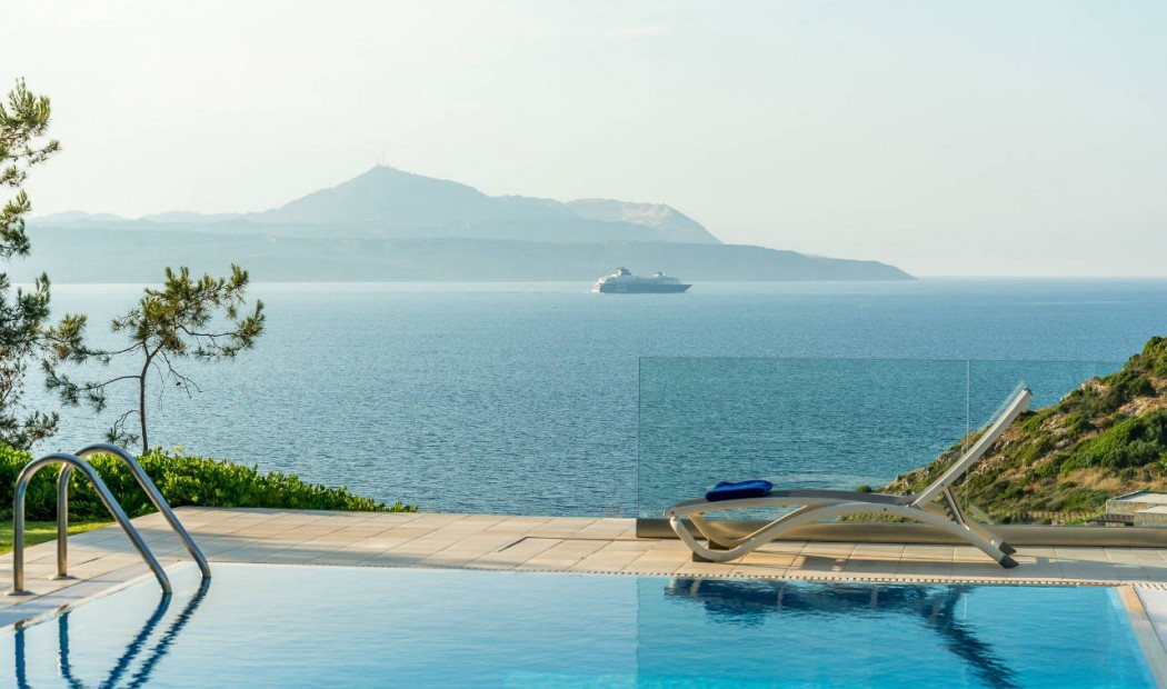 With 7 bedrooms and 4 bathrooms Villa Ioanna easily accommodates 12 guests for a holiday in comfort in Crete