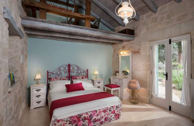 Villa Petra interior