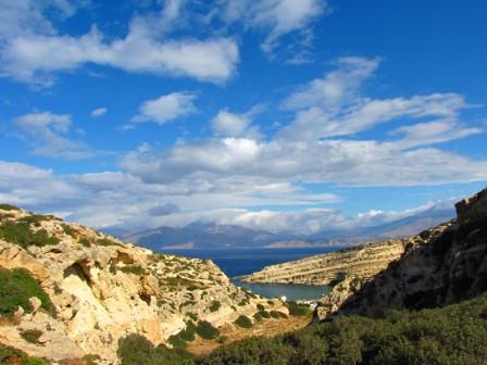 Crete Info - Red Beach Way from Matala Beach (image by Ana C)