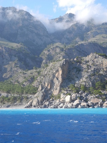 Sea and mountains of south Crete from the ferry (image by Simon)