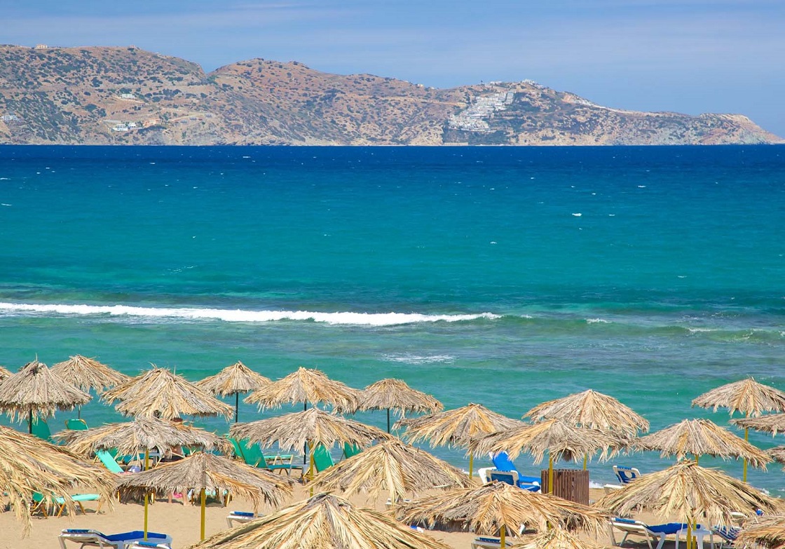 Ammoudara Beach Crete - Umbrellas & Turquoise Sea