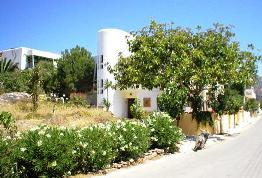 Aris Hotel exterior, Palaiochora, Crete