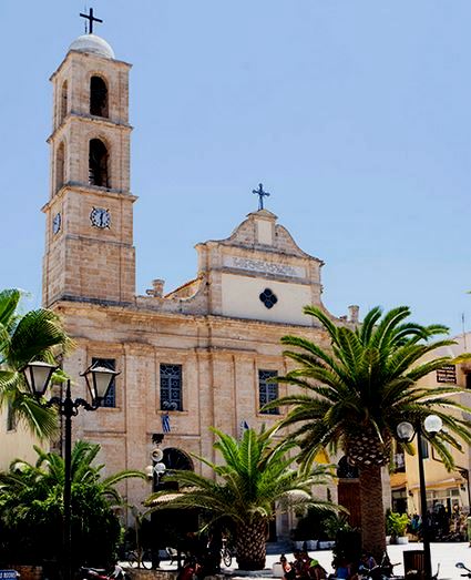 One of the main churches in Chania is the Trimartiri Orthodox Cathedral 1860, located on the main square on Chalidon Street.