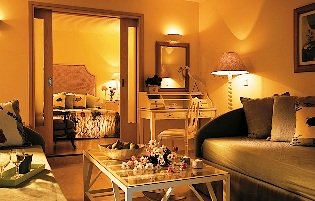 Creta Palace suite