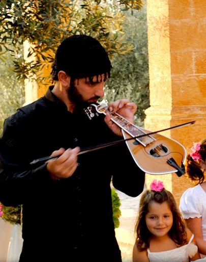 Cretan traditional music - lyra player
