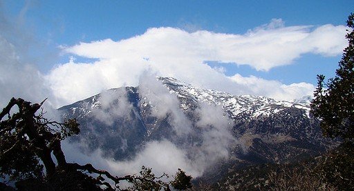 Lefka Ori in the snow (photo by xamogelo)