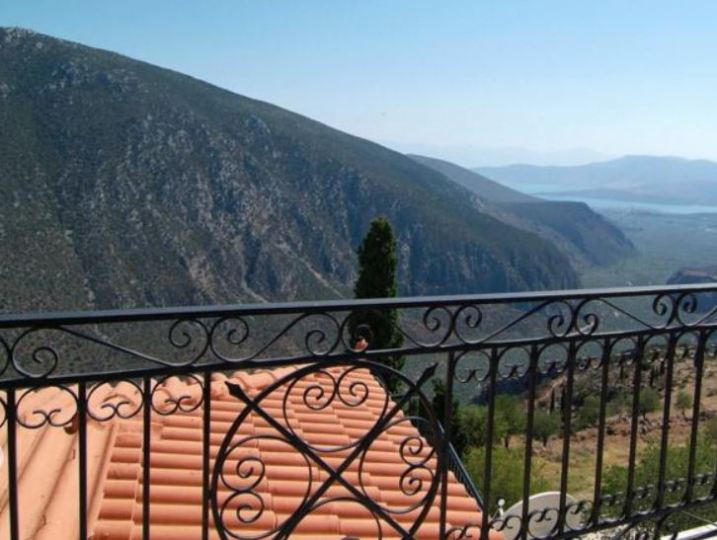 Stunning views from Delphi Town