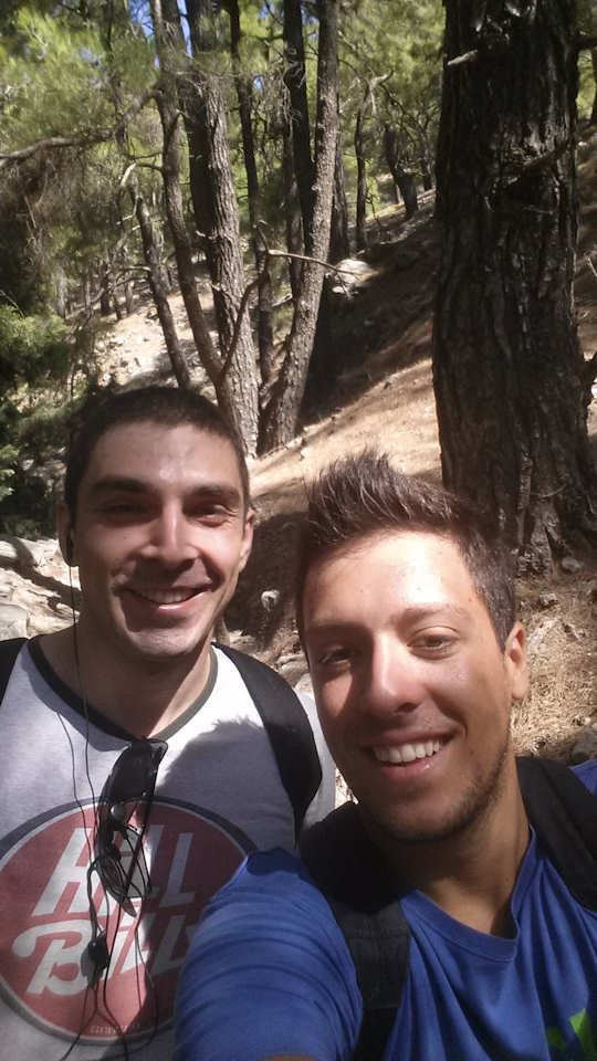 Gianni escorts a traveller on a hiking walk in Samaria Gorge