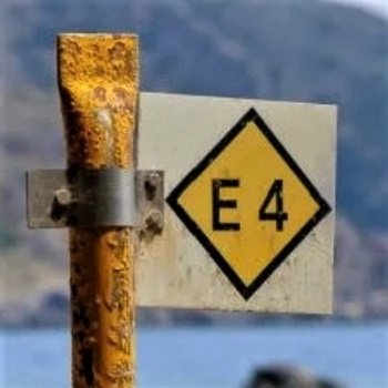 E4 path marker