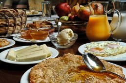 Eleonas Traditional Resort - breakfast spread
