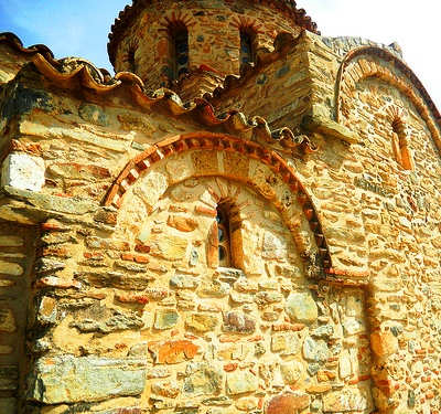 Byzantine church of Agia Panagia - rock wall detail (image by Elisa Triolo)