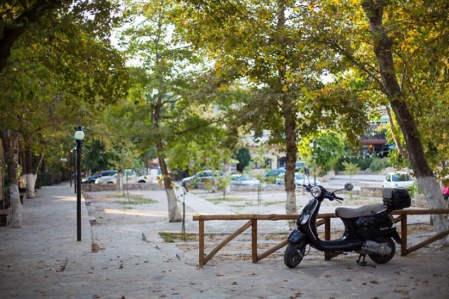 Fodele Village - main square (image by dchris)