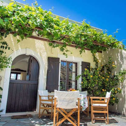 Jasmine House is a home away from home near the beach in Sitia