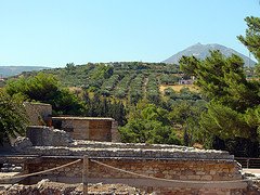 Knossos Palace is located in a fertile natural valley (image by rpyoung)