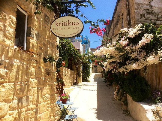 Accommodation Heraklion - Kritikes Elaia in the village of Pitsidia