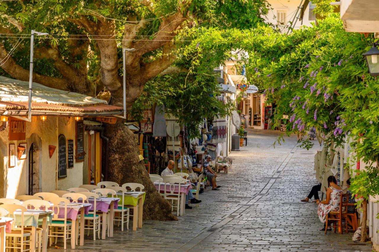 Kritsa Taverna, Crete
