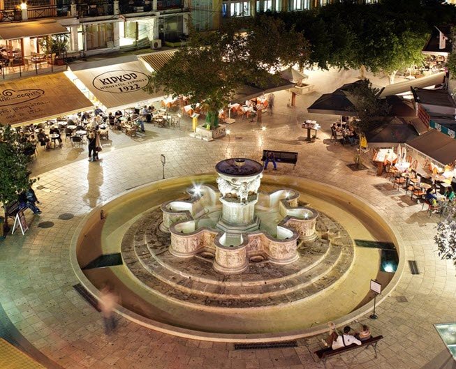 The Liondaria fountain is a central meeting place in Heraklion town