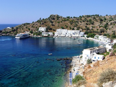 A small harbour with ferry docking (image by Yatmandu, Crete, Kriti