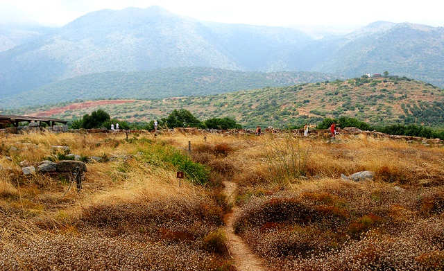 Looking towards the mountains (image by Alexander Baranov)