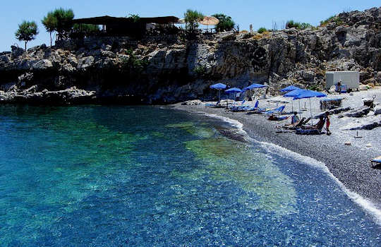 Marmara Beach, Crete (image by Yatmandu)