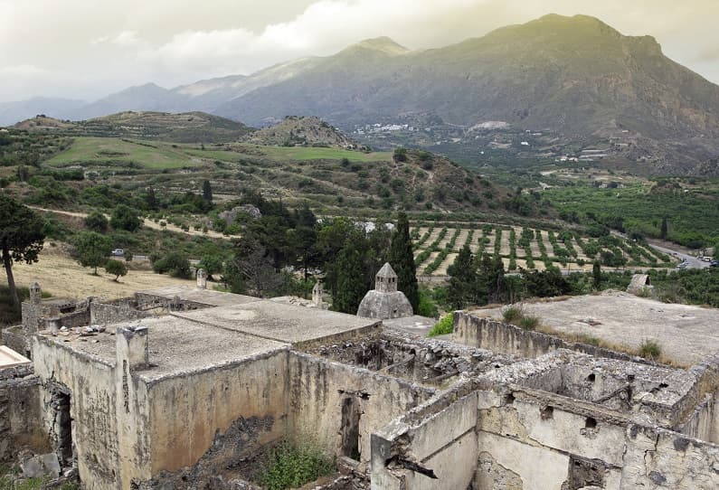 Kato Preveli Monastery is in ruins