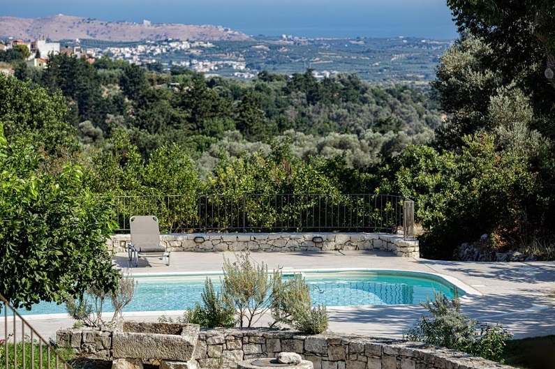 Mithonies Villa Crete