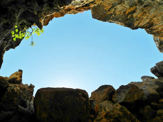 Pelekita Cave (image by Mark Latter)