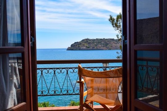 Plaka Sea View Apartment