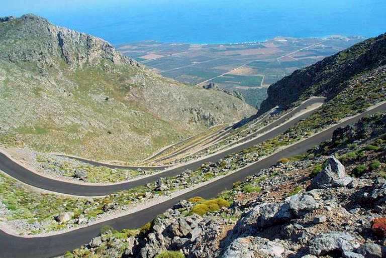 The road to Frangokastello, south coast of Rethymnon