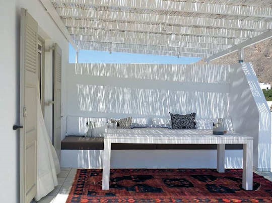 Shady courtyard in a Santorini Villa