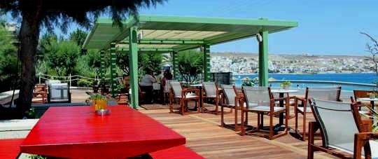 Nereids Apartment in Sitia has a lovely cafe looking over the bay