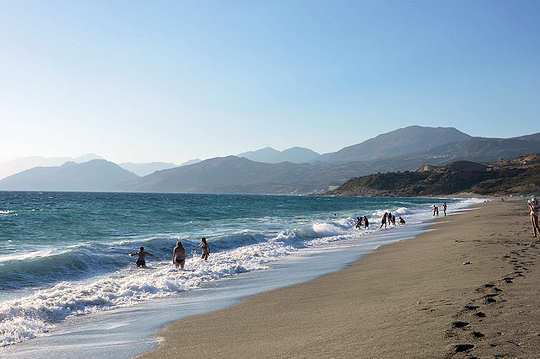 Triopetra Beach - wide open spaces (image by too07cool)