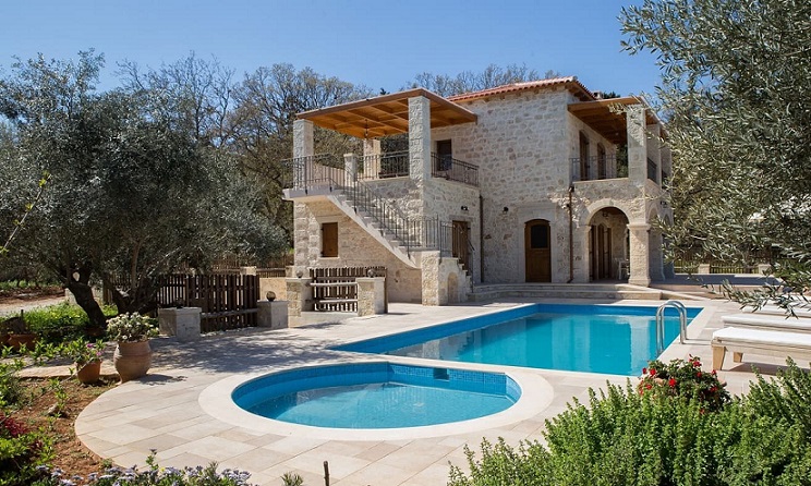 Each villa at Vederi Estate has a private pool